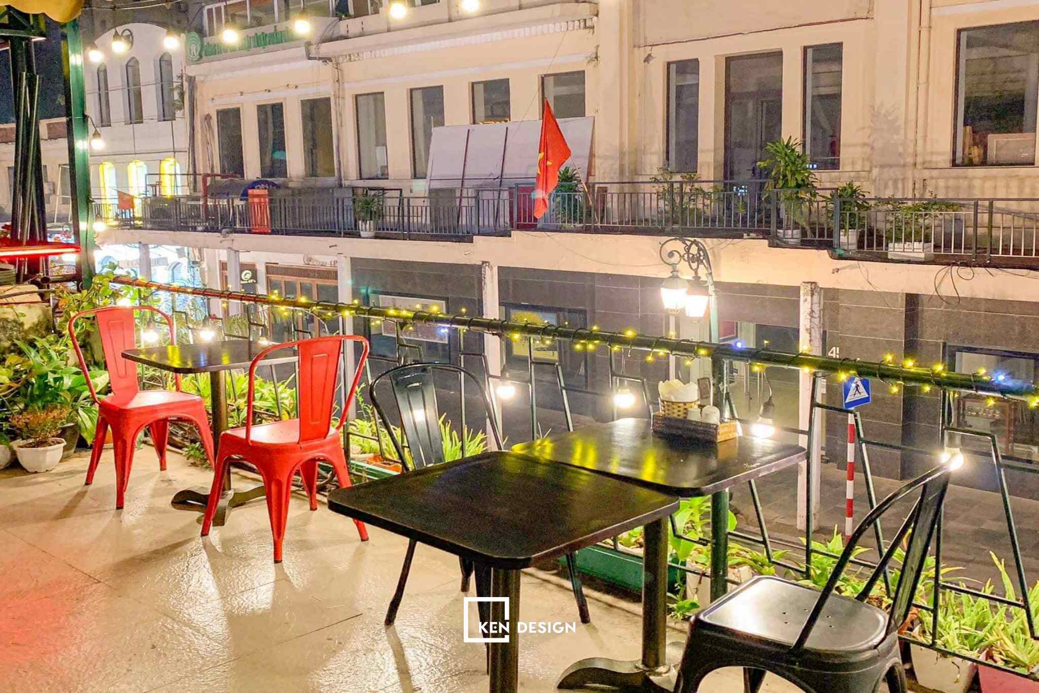 khoảng không bên ngoài ban công của chay The Veg