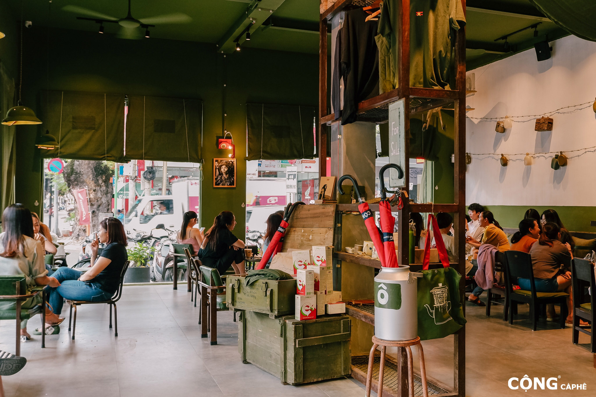 cong cafe nguyen van huyen 3 - Thiết kế Cafe Cộng - Không gian lý tưởng cho những người hoài niệm