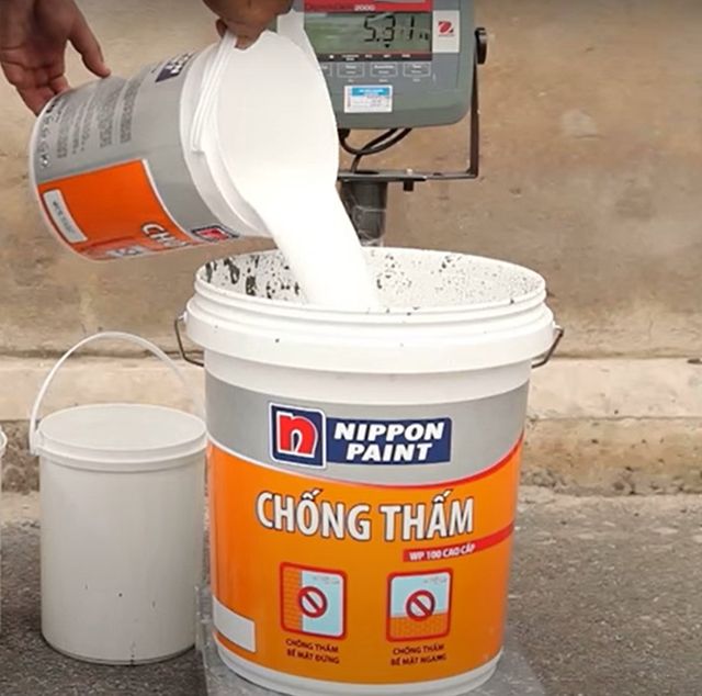 Thi công sơn chống thấm