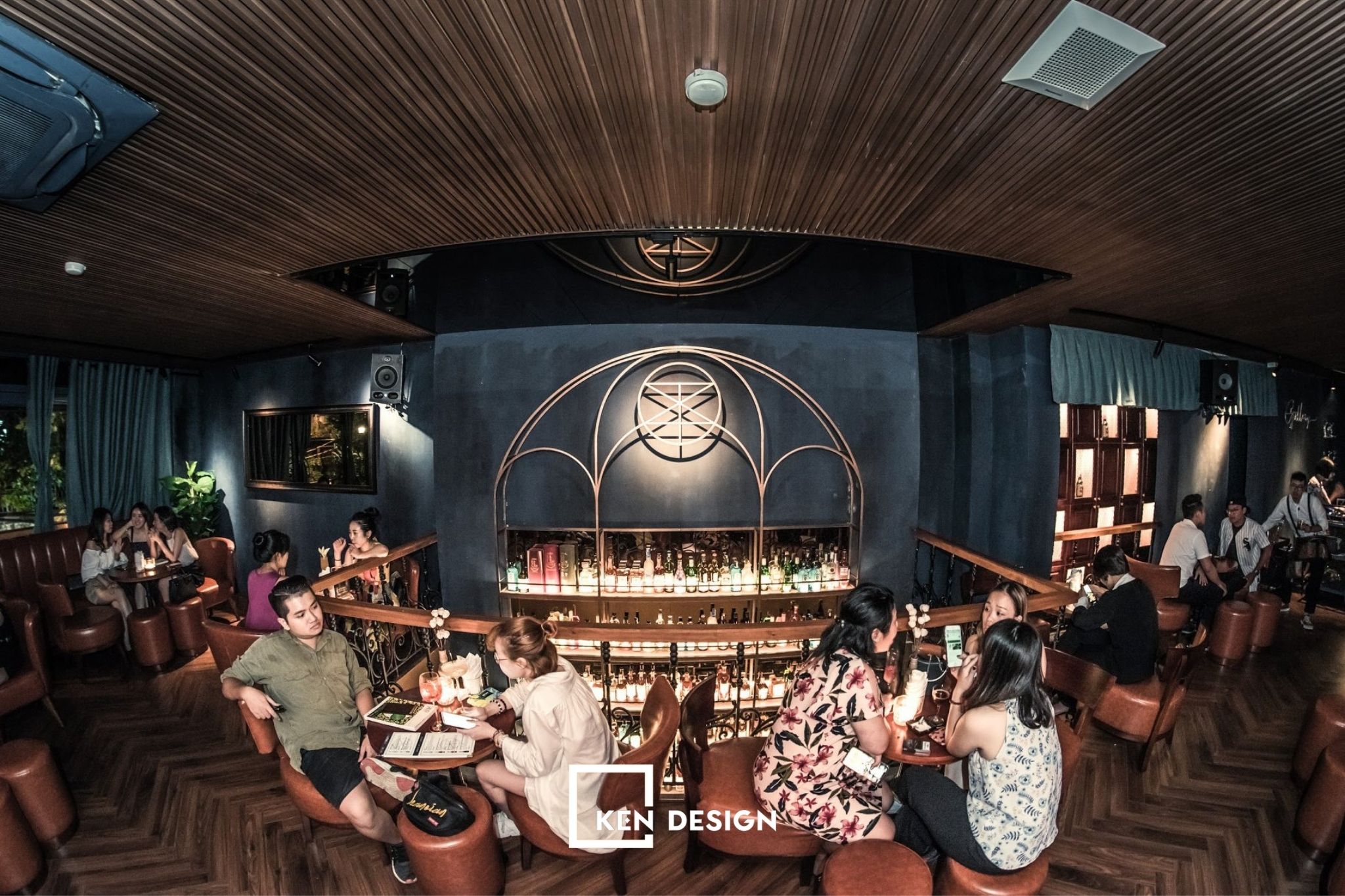 Thiết kế của Gallery Bespoke Cocktail Bar