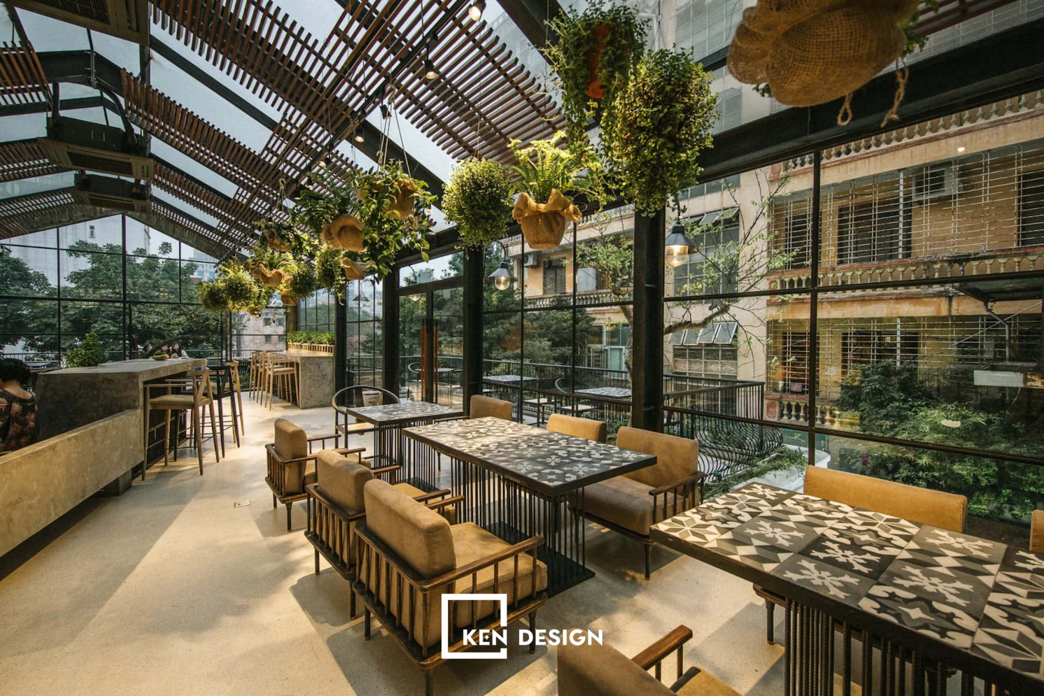 thiet-ke-quan-cafe-san-thuong-dep