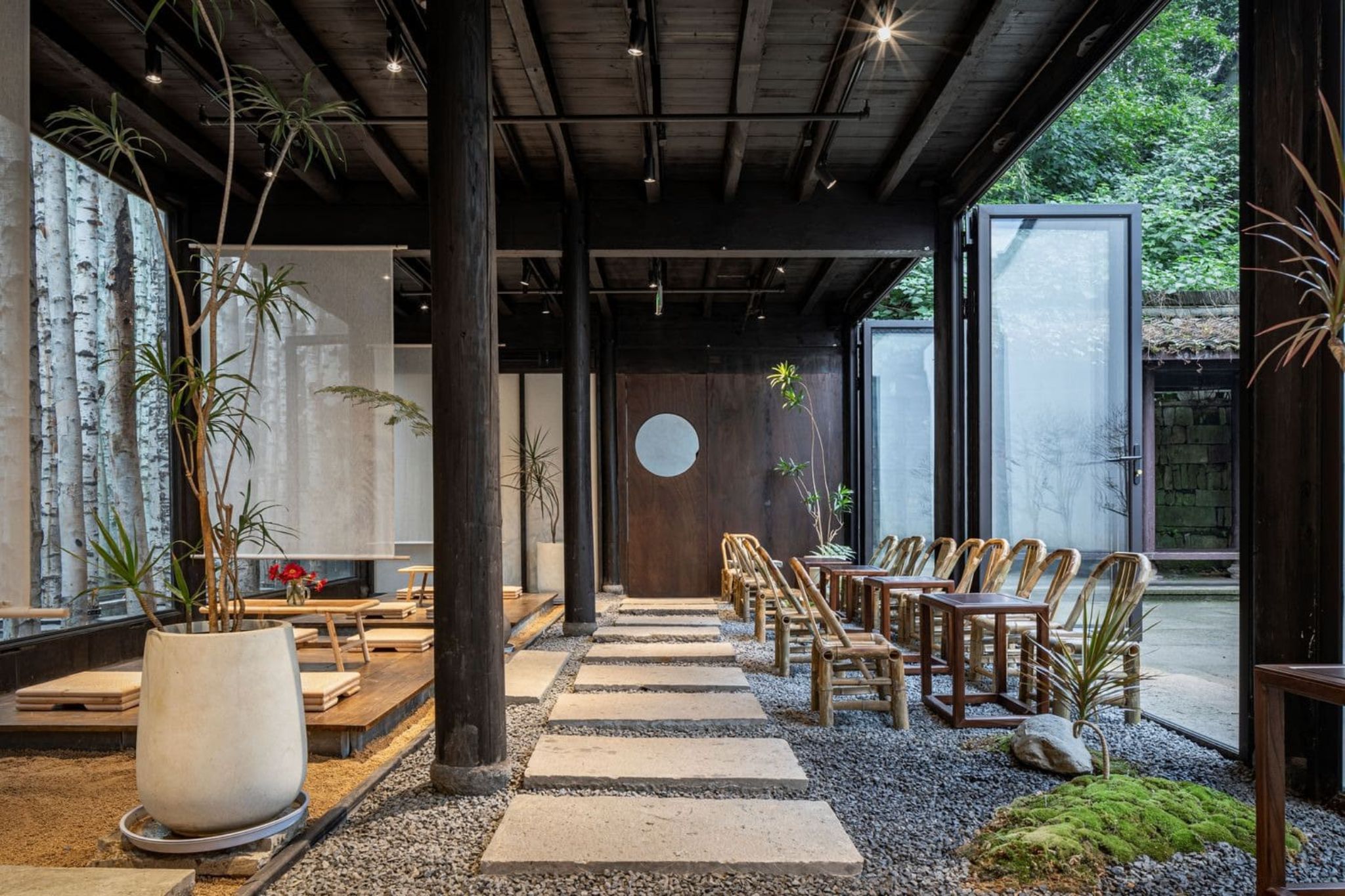 thiet-ke-nha-hang-kieu-nhat